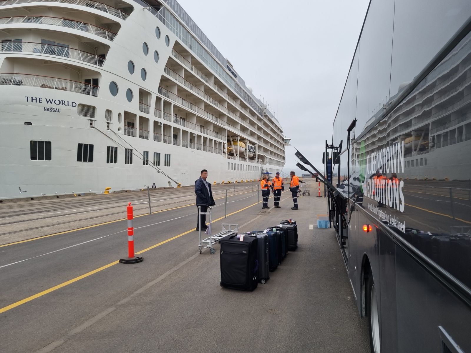 Cruise Excursions & Touring
